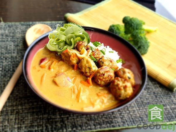Boulettes de poulet au curry